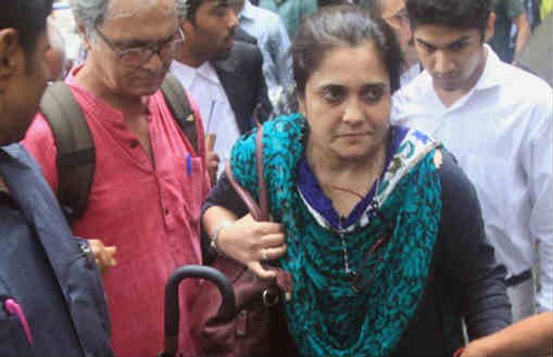 तीस्ता को मिली राहत में तकनीकी गलती: अदालत