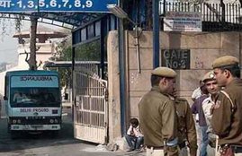 tihar jail, tihar jail nurse, tihar hospital, tihar jail staff, molestation, tihar jail molestation, delhi govt, delhi news, तिहाड़ जेल, नर्सों का तबादला