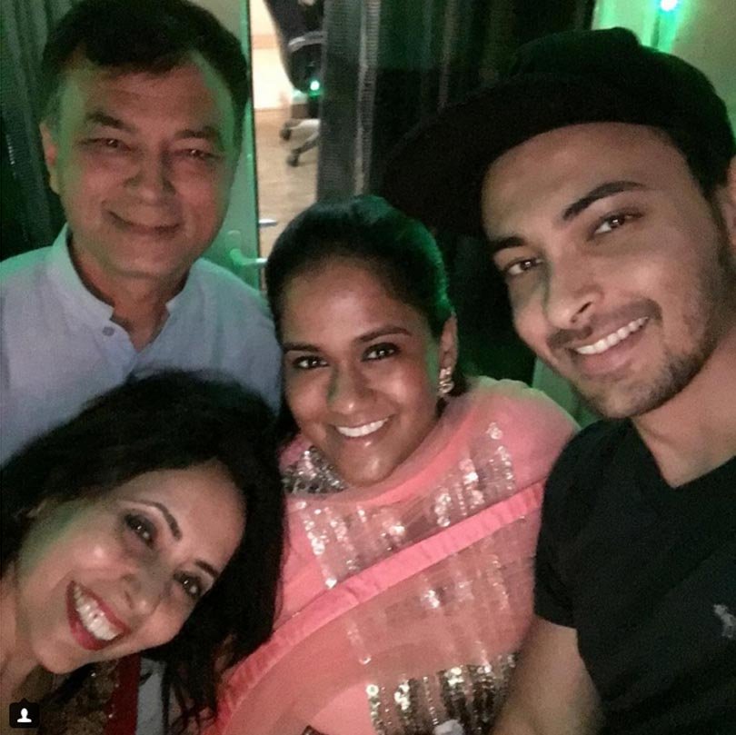 Diwali, Diwali Celebration photos, Bollywood Diwali, Deepika Padukone, Salman Khan sister Arpita, Kareena Kapoor, Ritesh Deshmukh, Geneliya, Shilpa Shetty, Karishma Kapoor, Twinkle Khanna, diwali latest photos, diwali news in hindi, Bollywood news, entertainment news