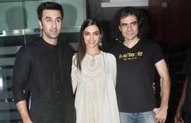 deepika padukone, ranbir kapoor, imtiaz ali, tamasha, deepika, ranbir, deepika ranbir, deepika padukone ranbir kapoor, deepika padukone pics, ranbir kapoor pics, deepika ranbir pics, deepika padukone tamasha, ranbir kapoor tamasha, entertainment pics, bollywood pictures, दीपिका पादुकोण, रणबीर कपूर, दिवाली पार्टी, इम्तियाज अली, तमाशा, बॉलीवुड, मनोरंजन