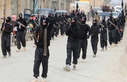 कब्जे वाले सीरियाई शहर के भूखे लोग भोजन के लिए बेच रहे सोना