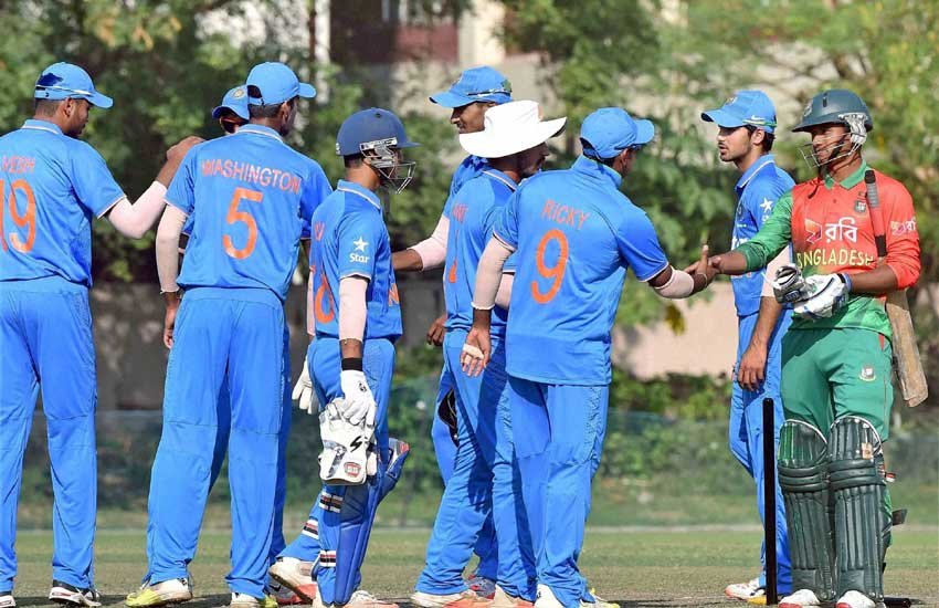 भारत ने पहले बल्लेबाजी करते हुए 159 रन बनाये, बांग्लादेश की पूरी टीम 22 ओवर में 76 रन पर आउट हो गई। (पीटीआई फोटो)