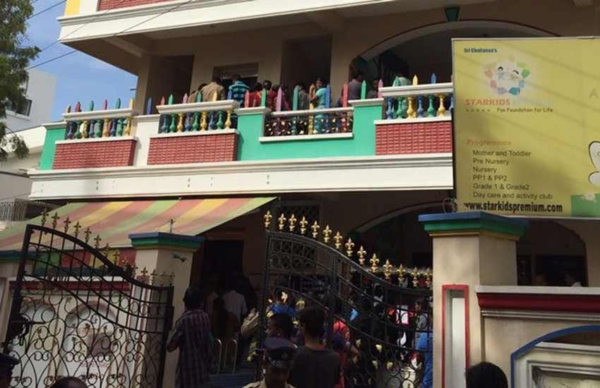 स्कूल की प्रधानाध्यापिका और शिक्षिका को गिरफ्तार कर लिया गया है। (एक्सप्रेस फोटो)
