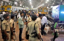 पेरिस हमला: भारत में हाई अलर्ट, विदेशी दूतावासों की सुरक्षा कड़ी