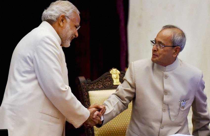प्रधानमंत्री नरेंद्र मोदी, स्वदेशी प्रौद्योगिकी, रक्षा जरूरत, प्रणब मुखर्जी, Narendra Modi, Swadeshi, Technology, Pranab Mukherjee, Make in India, Defence Sector