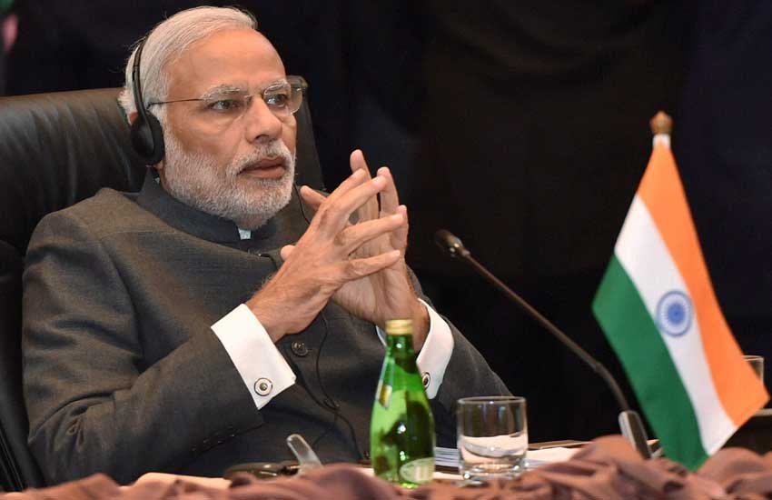 आसियान सम्मेलन में भारत के प्रधानमंत्री नरेंद्र मोदी। (पीटीआई फोटो)