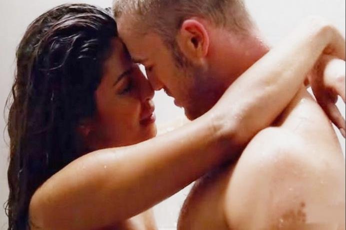 Priyanka chopra, Priyanka Chopra Hot, how Shower Scene, Quantico, latest hot dehsi girl priyanka