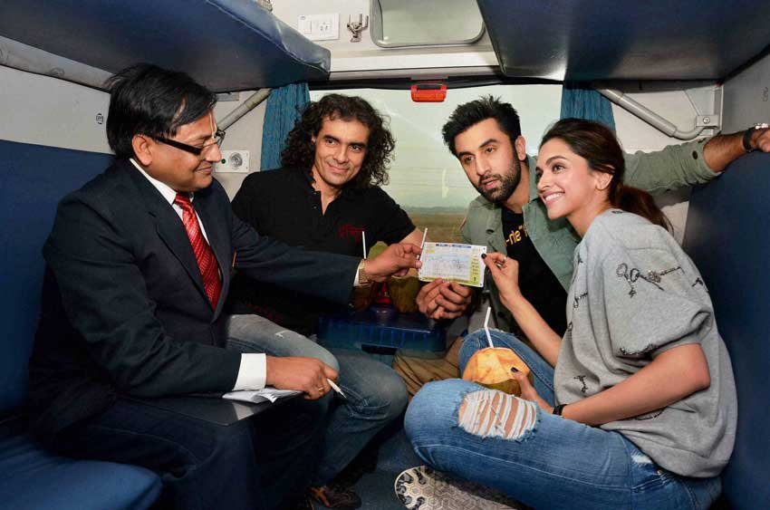 एंटरटेनमेंट न्‍यूज, दीपिका पादुकोण, दीपिका पादुकोण गाली, दीपिका पादुकोण हिंदी न्‍यूज, दीपिका पादुकोण हिंदी खबर, तमाशा, रणबीर कपूर, इम्‍त‍ियाज अली, DEEPIKA, Tamasha,Deepika Padukone, trailer of Tamasha, Deepika abusing, Ranbir Kapoor, Imtiaz Ali