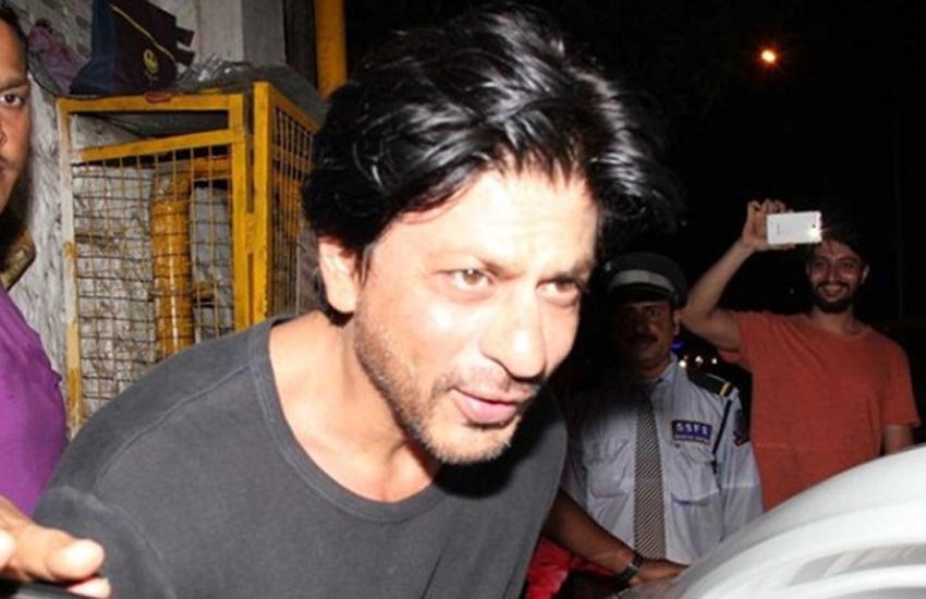 Shahrukh Khan, Shahrukh Khan fan, Fan second teaser release, fan, shahrukh khan birthday today, happy birthday shahrukh khan, bollywood, entertainment news, शाहरुख खान, शाहरुख खान फैन, फैन, फैन टीजर रिलीज़, शाहरुख खान जन्मदिन, बॉलीवुड, मनोरंजन