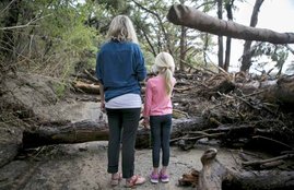 Texas, floods in Texas, storm in Texas, टेक्सास, तूफान, चक्रवातों, अमेरिका