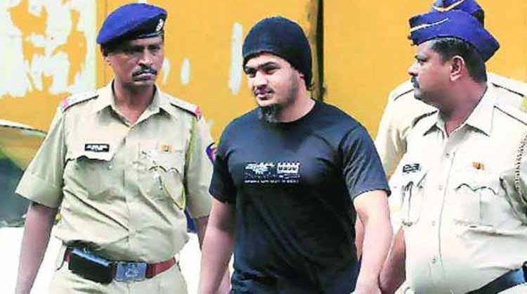paris attacks, terrorism, rom Kalyan boy, Areeb Majeed, Arthur Road, ISIS, Majeed, terrorist, AIMIM leader, Akbaruddin Owaisi, Jr. Owaisi, e-books, आईएसआईएस, अकुबरुद्दीन ओवैसी, आतंकवाद, अरीब मजीद, पेरिस हमले, आईएस, आर्थर रोड जेल, अबु हम्‍माम रक्‍का, आतंकी
