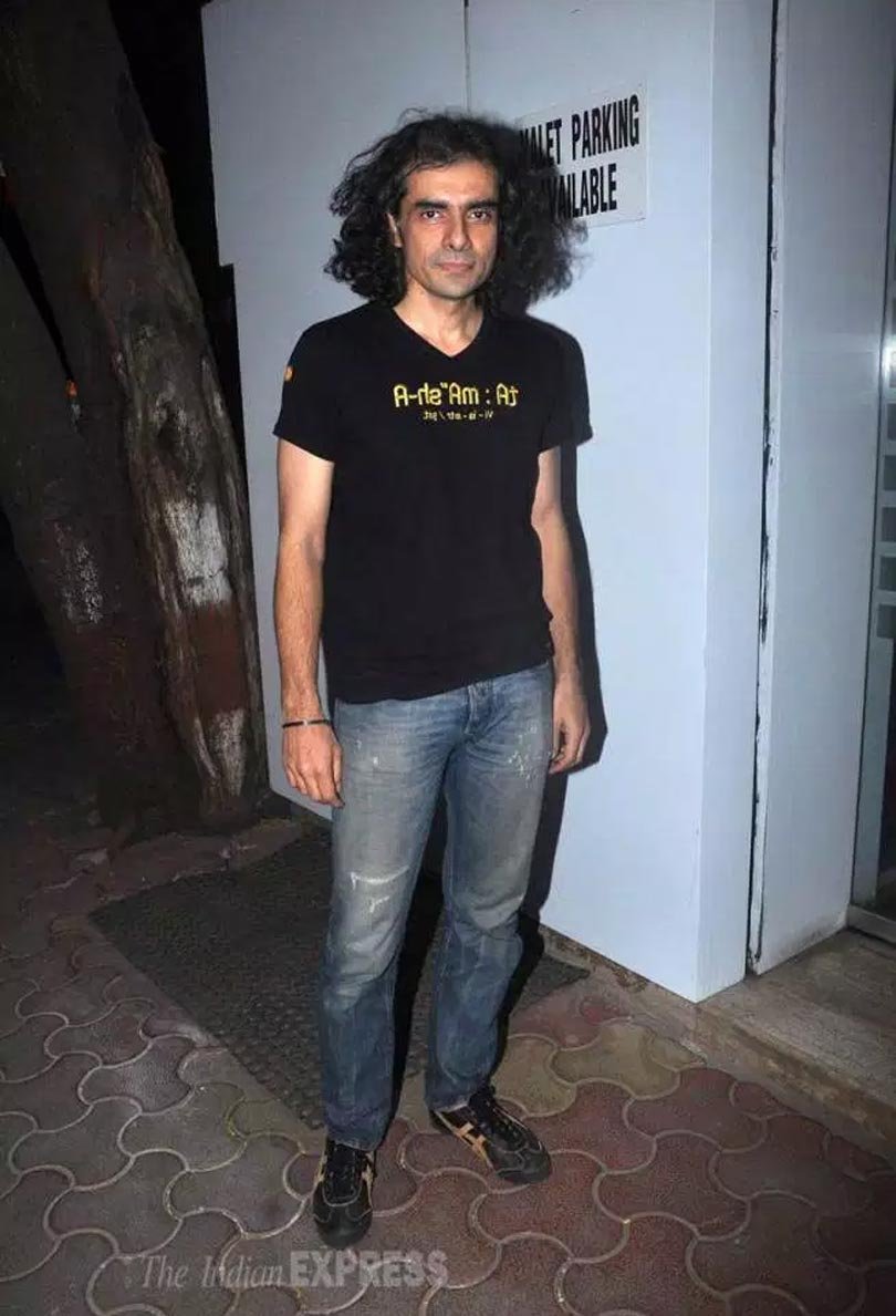 deepika padukone, ranbir kapoor, imtiaz ali, tamasha, deepika, ranbir, deepika ranbir, deepika padukone ranbir kapoor, deepika padukone pics, ranbir kapoor pics, deepika ranbir pics, deepika padukone tamasha, ranbir kapoor tamasha, entertainment pics, bollywood pictures, दीपिका पादुकोण, रणबीर कपूर, दिवाली पार्टी, इम्तियाज अली, तमाशा, बॉलीवुड, मनोरंजन