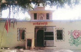 दलित की पिटाई, दलित पर हमला, जालपा देवी मंदिर, रोहत तिवारी, यूपी पुलिस, चित्रकूट मंदिर, छुआछूत, Dalit couple, touching idols, Chitrakoot, Rohit Tiwari, Dalit family, touching goddess’s idol, Kaushambi, discrimination