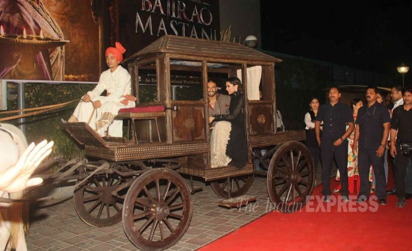 sanjay leela bhansali, bajirao mastani, deepika padukon, ranveer singh, priyanka chopra, bollywood, bajirao mastani trailer