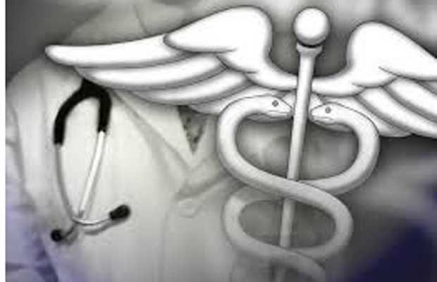 Thirty year old woman, birth, 5 infants, same time, gujarat news