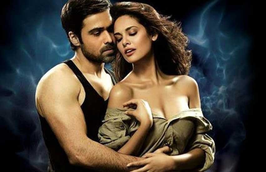 Video: प्यार में रोमेंटिक एहसास दिलाएगा इमरान हाशमी का Superhit सॉन्ग ”मैं रहूं या ना रहूं”