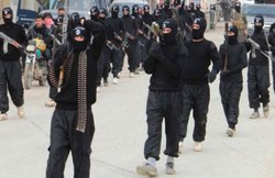 बम और हथियार चलाने वाले एक्सपर्ट्स की भर्ती कर रहा ISIS