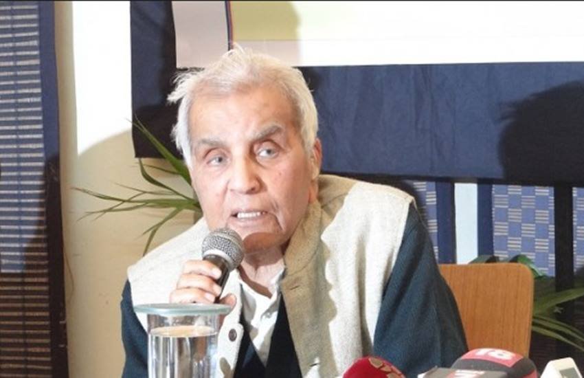 जस्टिस सच्‍चर, जस्टिस राजेंद्र सच्‍चर, मुस्लिम आरक्षण, दादरी हत्‍याकांड, बीफ का कारोबार, गौमांस, संगीत सोम, बीफ पर विवाद, Justice Sachar, Justice Rajinder Sachar, Delhi High Court, Beef Trade, former chief justice, Delhi high court, quota for Muslims, beef controversy, Radical Islam, RC Degree College, Hindu community, lynched in Dadri, MLA Sangeet Som, latest news, news in hindi, beef news