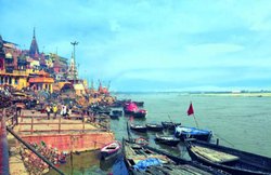 काशी विश्‍वनाथ मंदिर में लागू हुआ ड्रेस, विदेशी महिलाओं को साड़ी पहनकर करने होंगे दर्शन