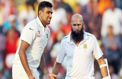 India vs South Africa, 3rd Test, Day 3: साउथ अफ्रीका को 124 रन से हराकर टीम इंडिया ने जीती सीरीज