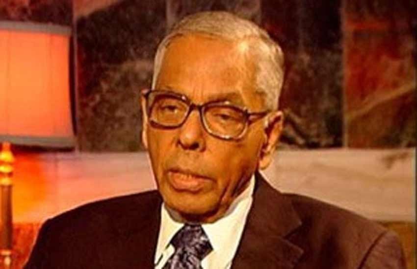 एम के नारायणन, चप्पल, समारोह, तमिल कार्यकर्ता, MK Narayanan, Former NSA, Chennai, Tamil एम के नारायणन, चप्पल, समारोह, तमिल कार्यकर्ता, MK Narayanan, Former NSA, Chennai, Tamil