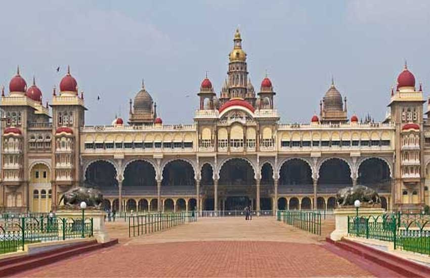 दुनिया भर के स्मारक लिखेंगे महिला सुरक्षा की इबारत