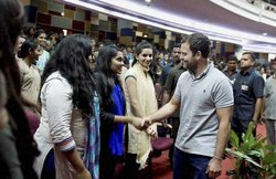 Make In India पर दिए स्टूडेंट्स के जवाब में फंस गए राहुल गांधी