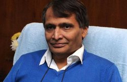 रेल मंत्री को किया Tweet, मैं ट्रेन में डरी हुई हूं, एक पुरुष मुझे परेशान कर रहा है, मिली मदद