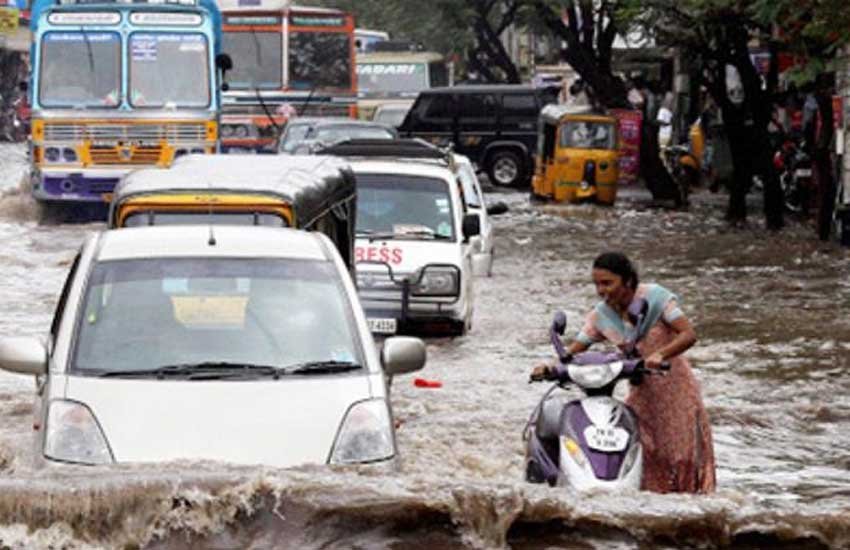 तमिलनाड़ू में जारी बारिश का कहर, 122 हुई मृतकों की संख्या