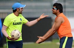 BCCI ने आउट ऑफ फॉर्म रैना को डिमोट कर ग्रेड B में डाला, इनफॉर्म रोहित को नहीं किया प्रमोट