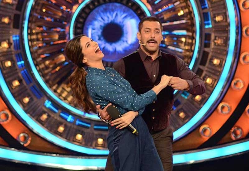 Bigg Boss Season 9, deepika padukone, salman khan, tamasha, ranbeer kapoor, bollwyood, wild card antry rishabh, deepika proposed to salman khan