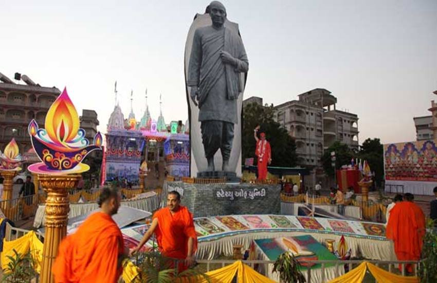 Sardar Vallabhbhai Patel, PM, Sardar Patel, Pakistan, Dalit activist, author, Kancha Ilaiah. Sudheendra Kulkarni, Hindu Mahasabha, सरदार पटेल, पीएम, पाकिस्‍तान, सुधींद्र कुलकर्णी, दलित एक्टिविस्‍ट, कांचा इलैया