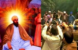 बीमार केजरीवाल के आवास के बाहर शिखों का प्रदर्शन