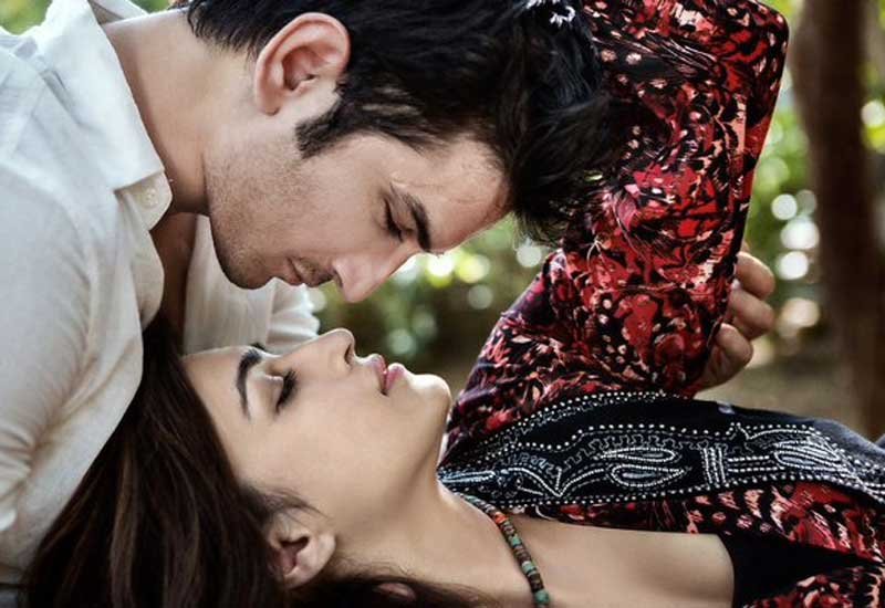 Sushant singh Rajpoot, Kriti Sanon, bollywood, Dinesh vijan, latest news on shushant singh