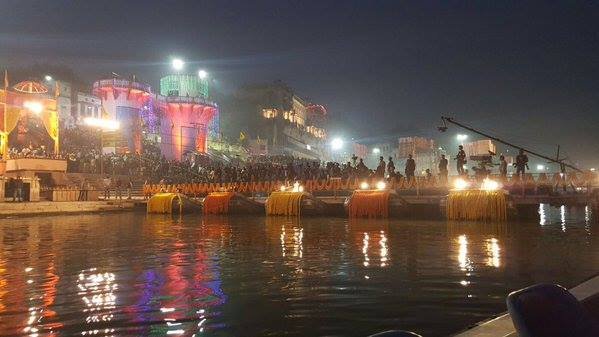 वाराणसी मोदी आबे, मोदी आबे, दशाश्वमेध घाट, गंगा आरती, मोदी जापानी पीएम, Shinzo Abe, Narendra modi, varanasi, abe in varanasi, abe varanasi visit, Dashashwamedh Ghat, Abe ganga arati, Modi abe varanasi visit, abe modi varanasi visit, japan pm varanasi, modi abe varanasi photos, abe varanasi photos, latest news, varanasi photos