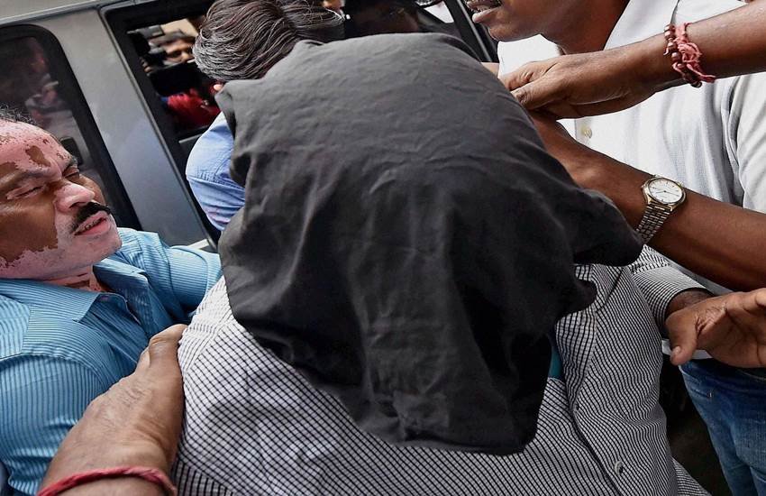 कोलकाता में 30 नवंबर को गिरफ्तार संदिग्ध आइएसआइ एजंट इरशाद अंसारी। (पीटीआई फोटो)