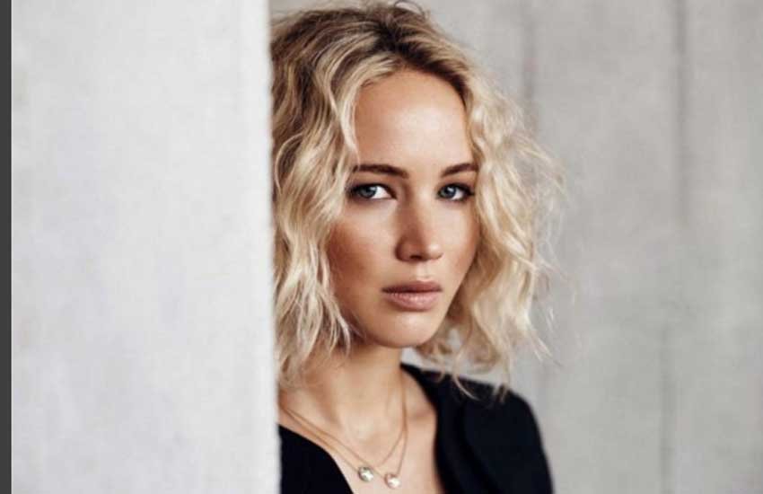 jennifer lawrence, jennifer lawrence new year celebration, jennifer lawrence dailymail, jennifer lawrence chris martin, jennifer lawrence essay, jennifer lawrence dating, jennifer lawrence lion hemsworth, jennifer lawrence movies, jennifer lawrence news, jennifer lawrence oscar, jennifer lawrence wiki