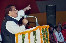 आजम खान, आरएसएस, आएसएस आतंकी संगठन, आजम आरएसएस, आजम विश्‍व हिंदू महासभा, यूपी की खबरें, यूपी न्‍यूज, आजम महात्‍मा गांधी, आजम पैगंबर टिप्‍पणी, आजम खान राष्‍ट्रीय स्‍वयं सेवक संघ, Azam Khan, ban RSS, RSS, terrorist organization, vishwa hindu mahasabha, Hindu Mahashabha leader Kamlesh Tiwari