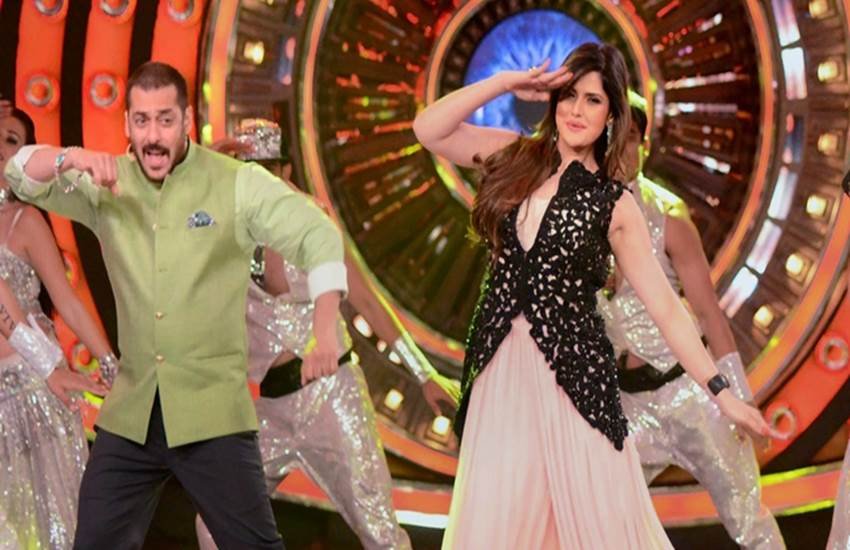 Salman Khan acquitted, Salman Khan, Bombay High Court, 2002 hit and run case, Galaxy apartments, Salman Khan friends, Salman sisters, Arpita, Alvira, Sohail, Salim Khan, Jacqueline Fernandez, Sangeeta Bijlani, photo gallery, सलमान खान, संगीता बिजलानी, सलमान खान बरी, बॉम्‍बे हाई कोर्ट, हिट एंड रन, सलीम खान, डेजी शाह, जैक्‍लीन फर्नांडीज, सोहेल खान, अलवीरा, अर्पिता