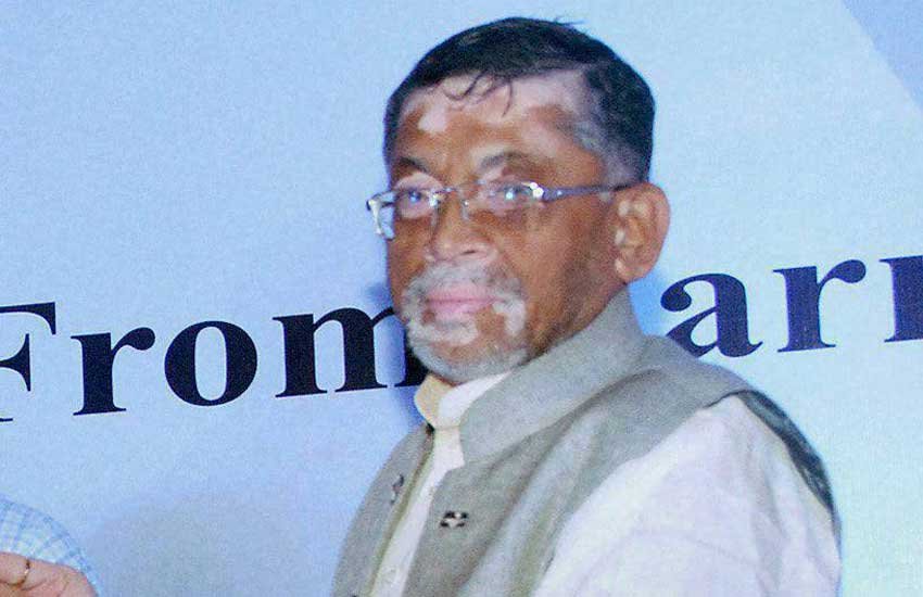 केंद्रीय वित्त ज्यमंत्री संतोष कुमार गंगवार। (फाइल फोटो)