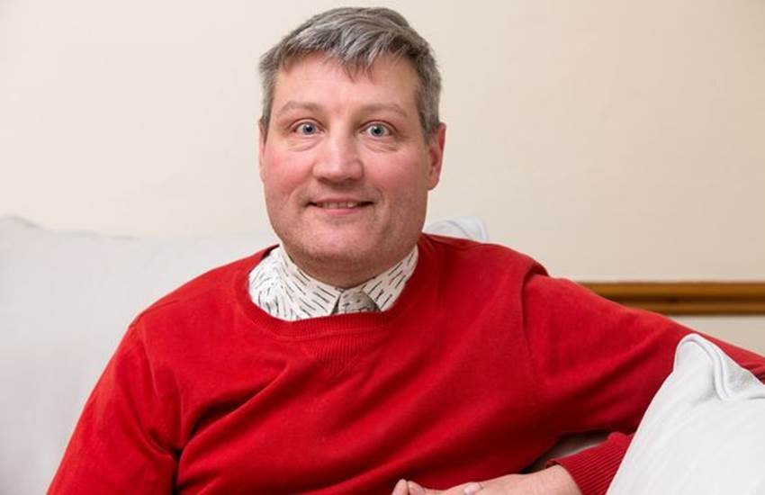 Declan Rooney, sperm donor, vicky donor, 54 babies, heterosexual couples, up north sperm donor, डेकलेन रूनी, स्‍पर्म डोनर, विक्‍की डोनर, 54 बच्‍चों का पिता, ब्रिटिश विक्‍की डोनर, फोटो गैलरी, photo gallery