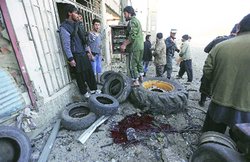 नाटो के काफिले पर तालिबान का आत्मघाती हमला, एक की मौत चार घायल