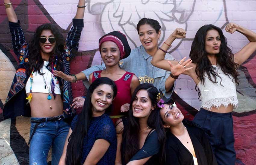 फिल्‍म रिव्‍यू जनसत्‍ता, फिल्‍म रिव्‍यू, फिल्‍म समीक्षा, फिल्‍म समीक्षा एंग्री इंडिया गॉडेसेज, एंग्री इंडियन गॉडेसेज फिल्‍म समीक्षा, संध्‍या मृदुल, सारा डेन जियाज, तन्निष्ठा चटर्जी, संध्या मृदुल, अनुष्का मनचंदा, अमृत मघेरा, राजश्री देशपांडे, पवलीन गुजराल, एंटरटेनमेंट न्‍यूज, बॉलीवुड न्‍यूज, गैलरी, Angry Indian Goddesses movie review, Angry Indian Goddesses, Angry Indian Goddesses review, Sandhya Mridul, Tannishtha Chatterjee, Sarah Jane Dias, Anushka Manchanda, Pavleen Gujral, Amrit Maghera, Rajshri Deshpande, Arjun Mathur, Adil Hussain, entertainment news