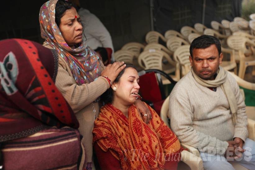 bsf plane crash, बीएसएफ प्‍लेन क्रैश, बीएसएफ विमान हादसा, बीएसएफ विमान, dwarka bsf plane crash, bsf plane crash tribute, bsf plane crash rajnath singh, safdarjung airport, delhi news, india news, latest news