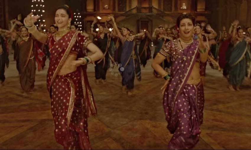 बाजीराव मस्तानी, इंदौर, अदालत, रणवीर सिंह, दीपिका पादुकोण, bajirao mastani, Ranveer Singh, Madhya Pradesh High Court, sanjay leela bhansali, Deepika Padukone, Bollywood