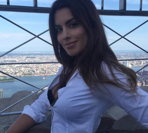 Miss Columbia, Adriadna Gutierrez, Porn Offer, 1 million dollar, las vegas, america, miss universe 2015, photo gallery, मिस यूनिवर्स 2015, मिस कोलंबिया फोटोज, मिस कोलंबिया पोर्न,