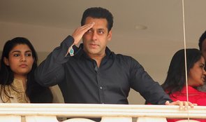 सलमान खान, सलमान हिट एंड रन केस, सलमान खान केस, सलमान खान फैसला, हिट एंड रन केस, बॉम्‍बे हाई कोर्ट, सलमान खान खबर, salman khan, salman khan case, salman khan verdict, hit and run case verdict, hit and run case, salman khan hit and run case, salman case verdict, salman khan case verdict, bombay high court, high court verdict on salman khan, salman khan news,