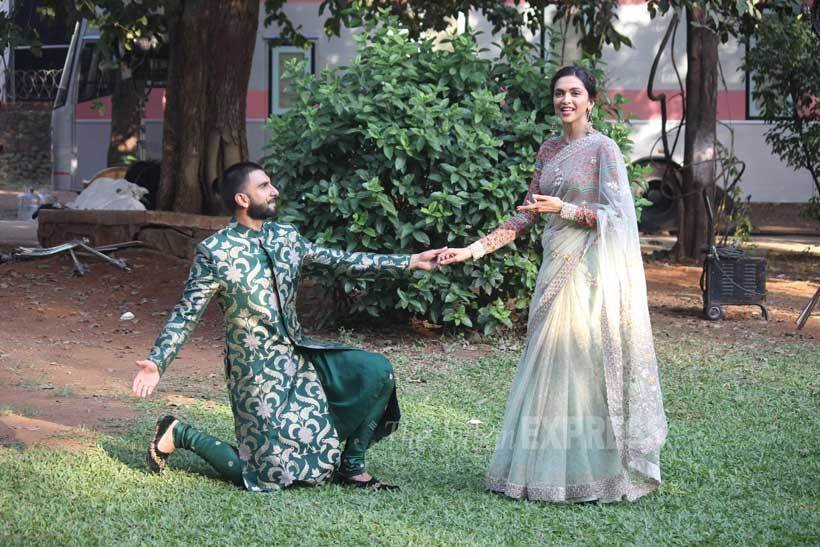 Ranveer singh, Swaragini tv show, Deepika padukon, deepika-ranveer latest photos, bollywood gallery, ranveer kiss to deepika, bajirao mastani, helly shah