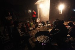 असंतुलित विकास की देन हैं झुग्गियां