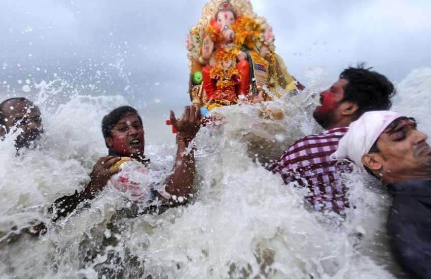 फोटोज में 2015, फोटो गैलरी, फोटो ईयर एंडर, photo gallery, year ender 2015, events in 2015, news 2015, major events 2015, 2015 की प्रमुख खबरें, 2015 में भारत